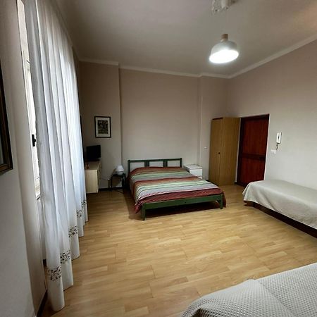 Апартаменти Dormi E Riparti Гравіна-ін-Пулья Екстер'єр фото